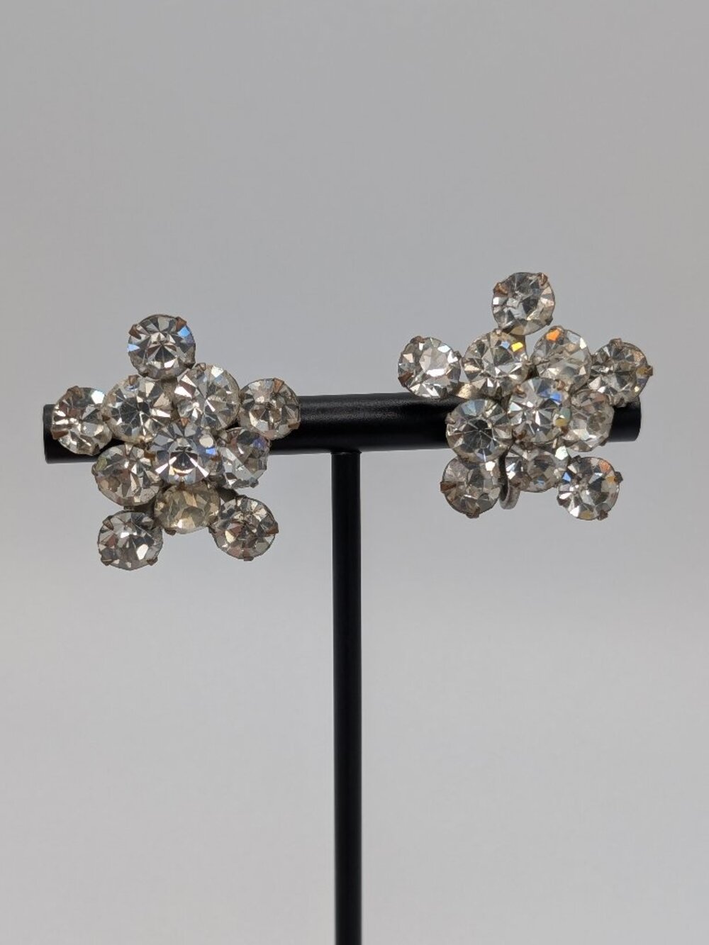 Vintage Juliana DeLizza Elster D&E Clear Rhinestone Snowflake Screw Earrings